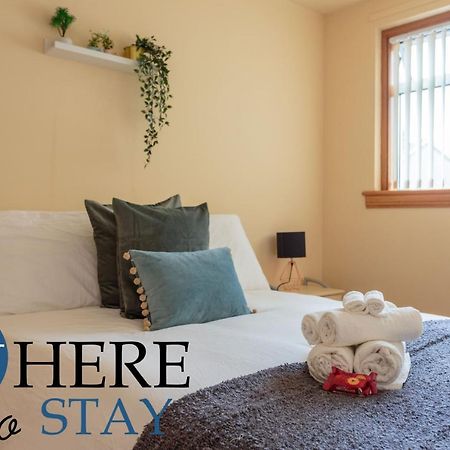 Lovely Apartment By The Hillwood Park-Free Parking EDI Buitenkant foto