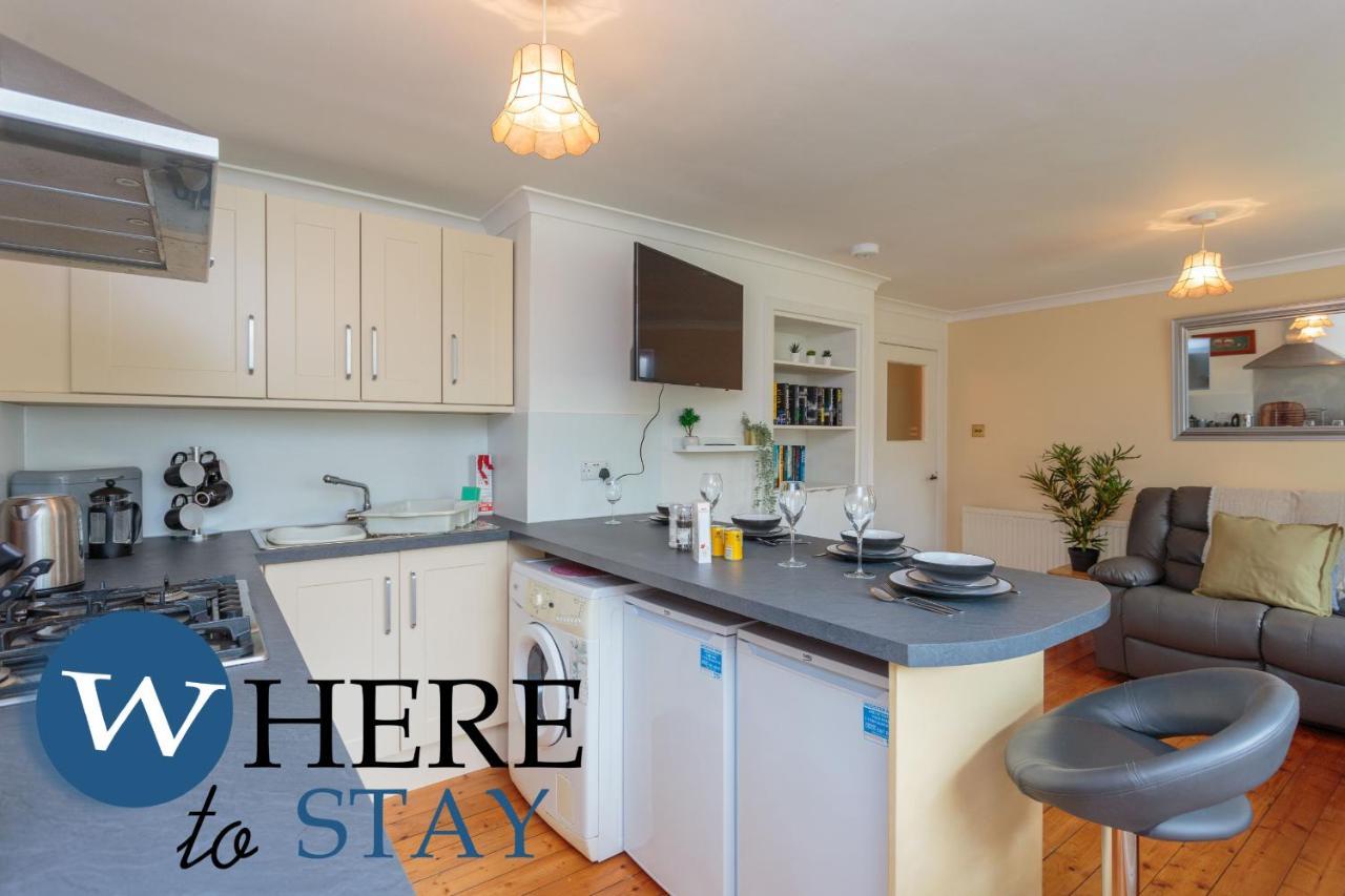 Lovely Apartment By The Hillwood Park-Free Parking EDI Buitenkant foto