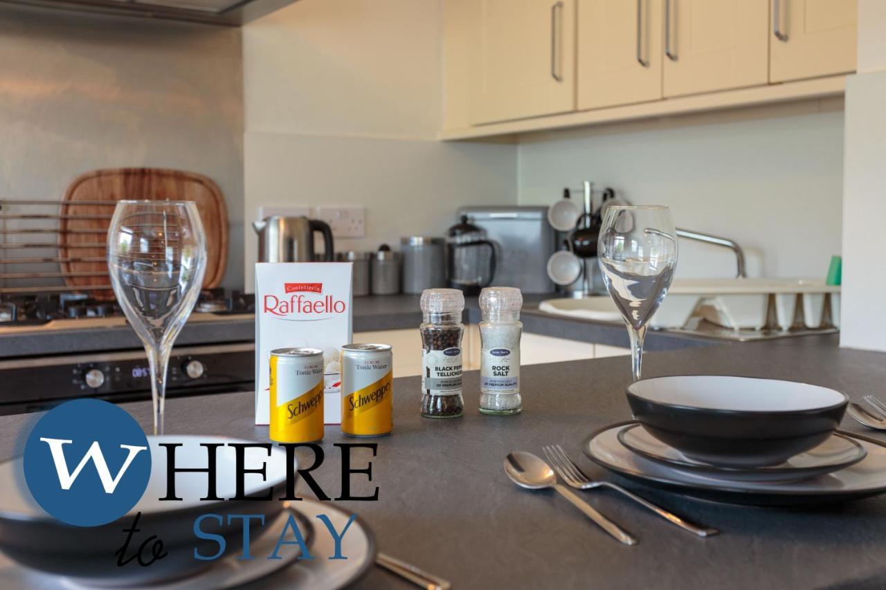 Lovely Apartment By The Hillwood Park-Free Parking EDI Buitenkant foto