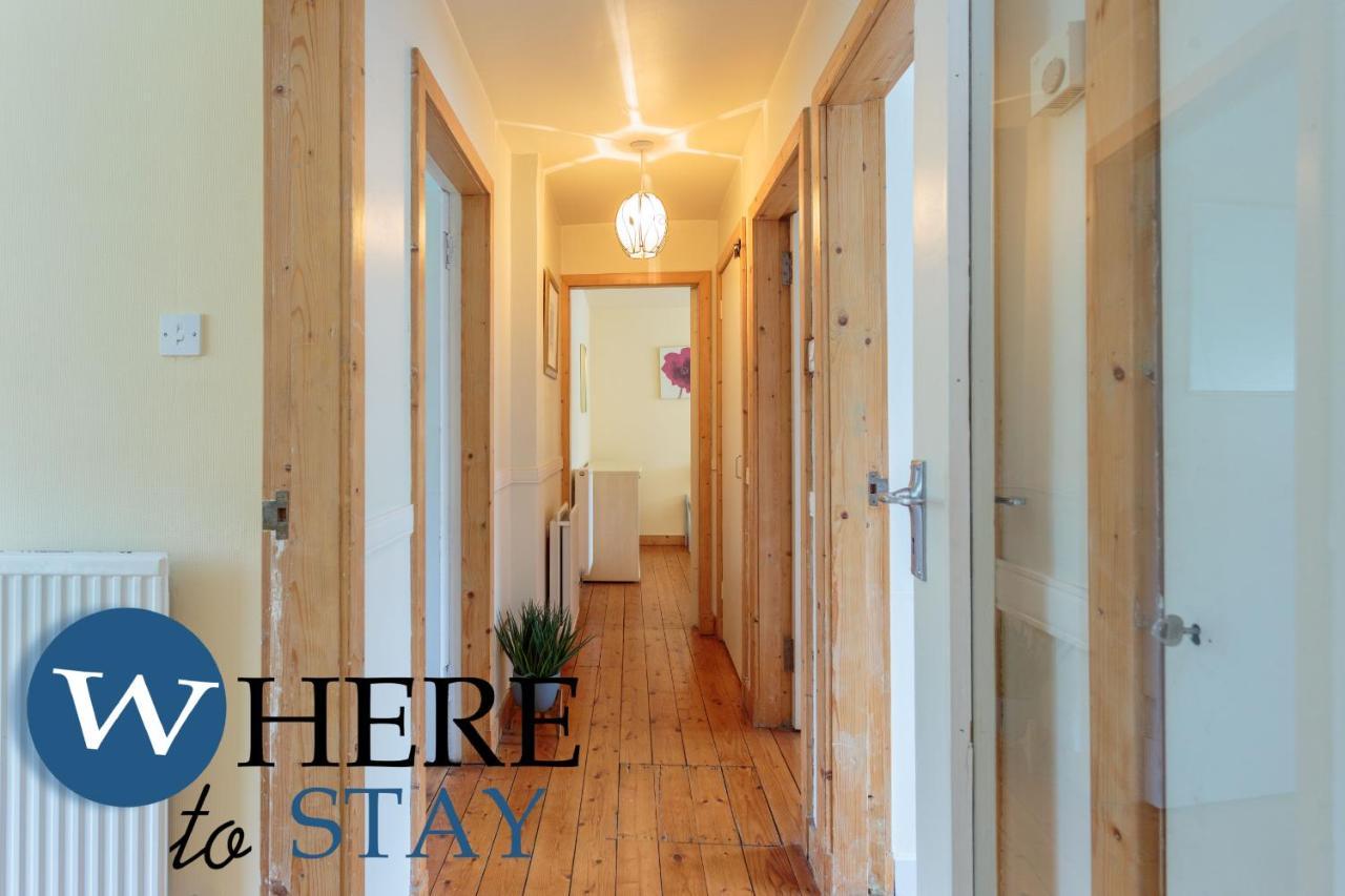 Lovely Apartment By The Hillwood Park-Free Parking EDI Buitenkant foto
