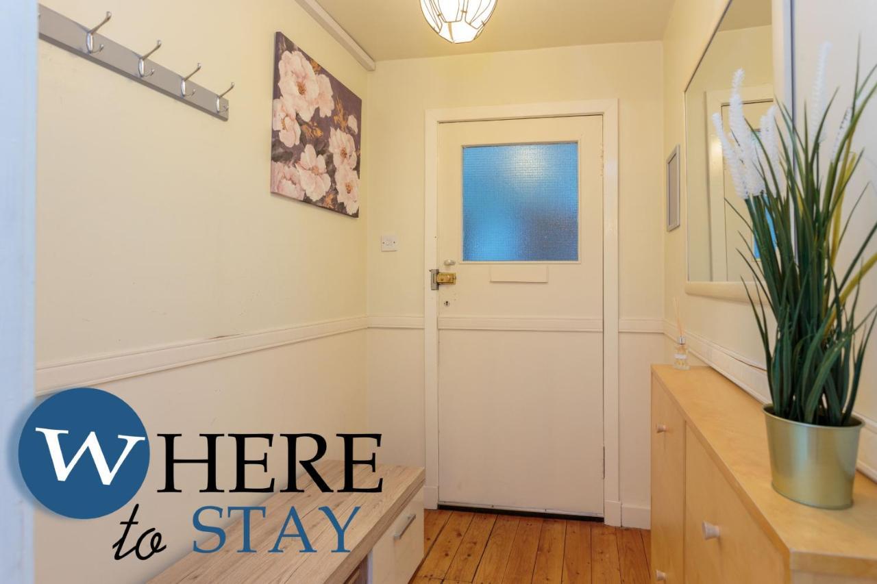 Lovely Apartment By The Hillwood Park-Free Parking EDI Buitenkant foto
