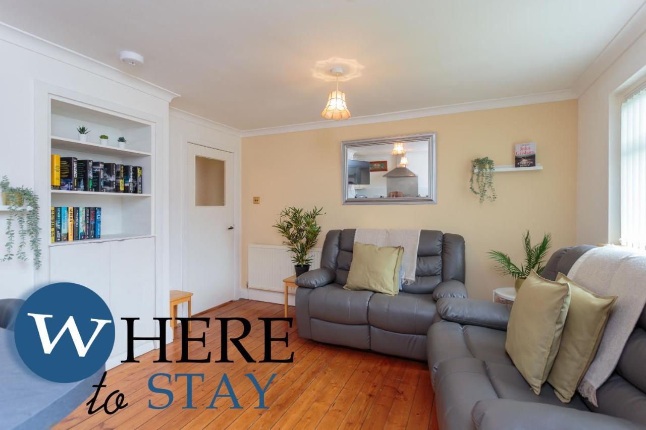 Lovely Apartment By The Hillwood Park-Free Parking EDI Buitenkant foto